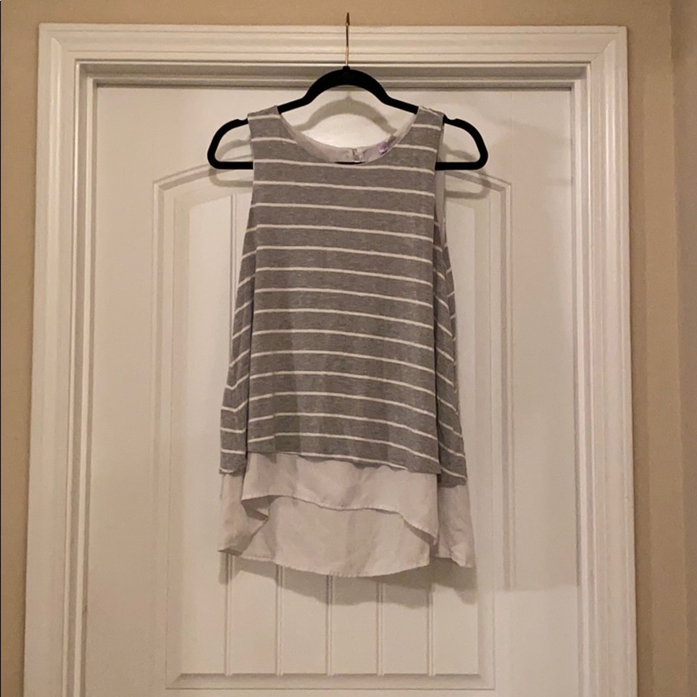 Sleeveless tank
